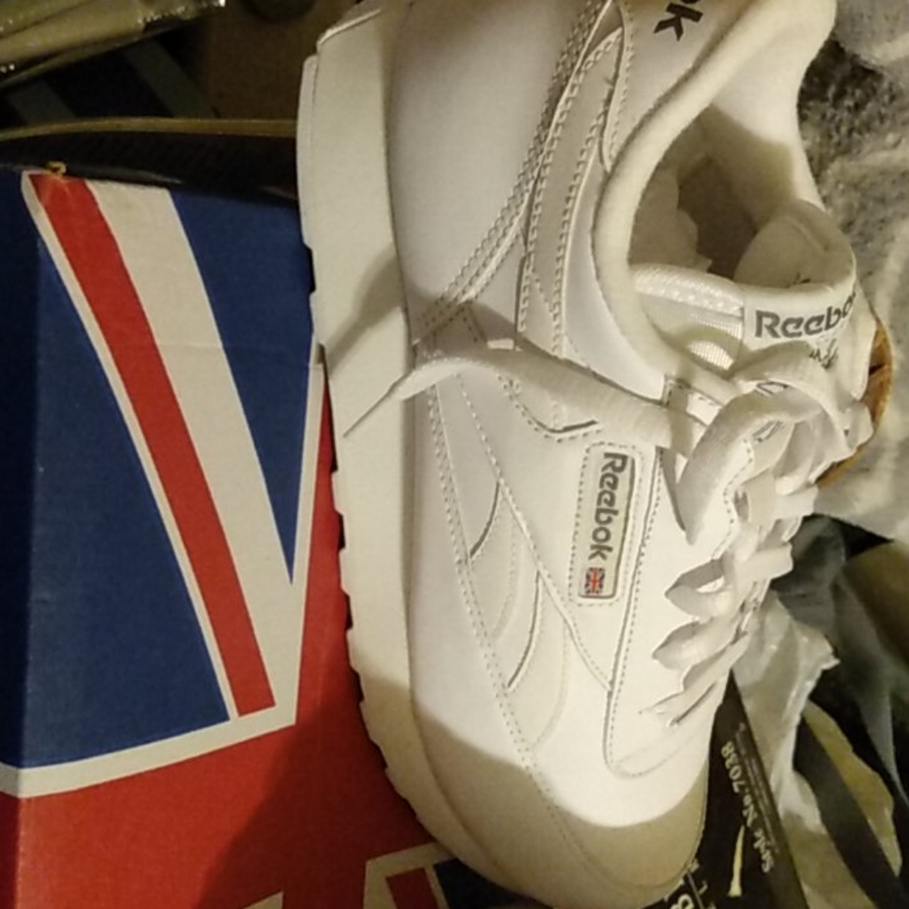 Shoes - Picture 3 of 5